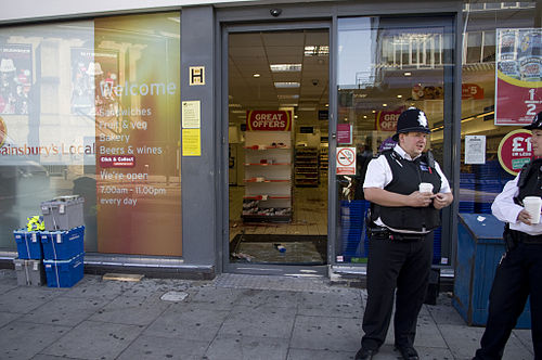 500px-2011_london_riots_looted_tesco_in_camden.jpg