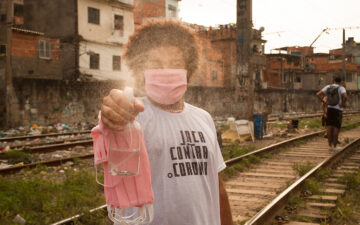 Jacarezinho favela community action by campaign Jaca contra o Corona. Photo by Gerente 7