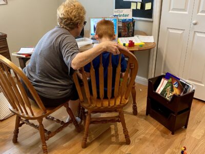 praise recently on Instagram as her mother, Candace, helps her son, Oliver (6) with remote learning. Submitted by Leslie Stallone-Levitan