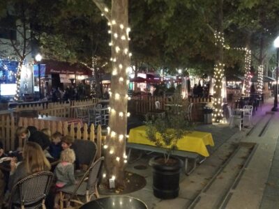 Downtown Mountain View’s Castro Street has become an al fresco dining destination. Downtown is more lively than before COVID-19. I love it. Credit: Neal Gorenflo.